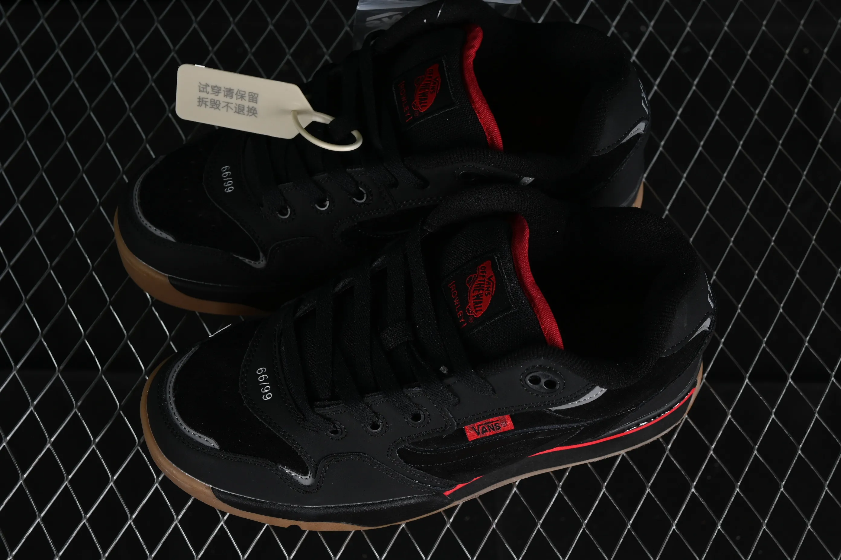 All categories Vans Vans series Vans Mid Vans China Vans Rowley XLT series Vans official shock-absorbing and wear-resistant retro skateboard shoes VN000D1GA2T
